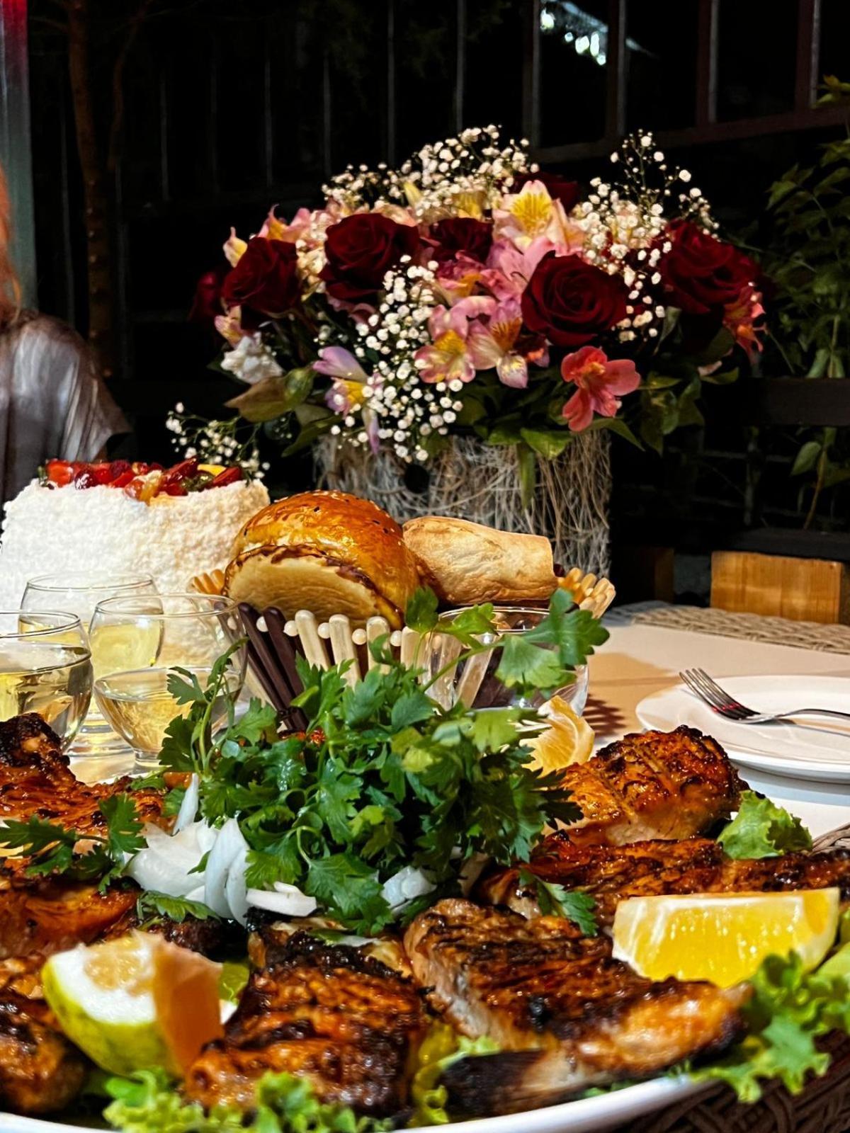 Golden Fleece Hotel Ureki Ngoại thất bức ảnh