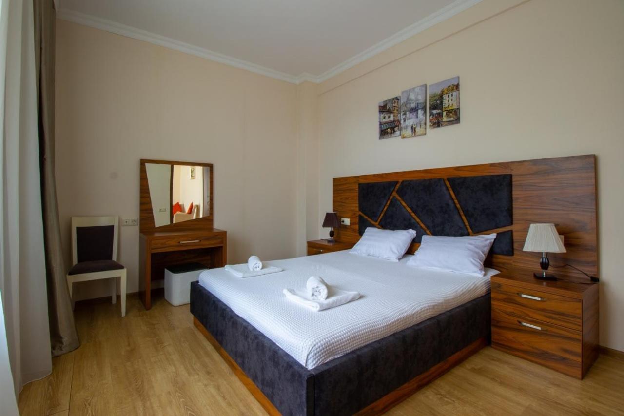 Golden Fleece Hotel Ureki Ngoại thất bức ảnh