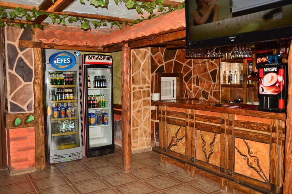 Golden Fleece Hotel Ureki Ngoại thất bức ảnh