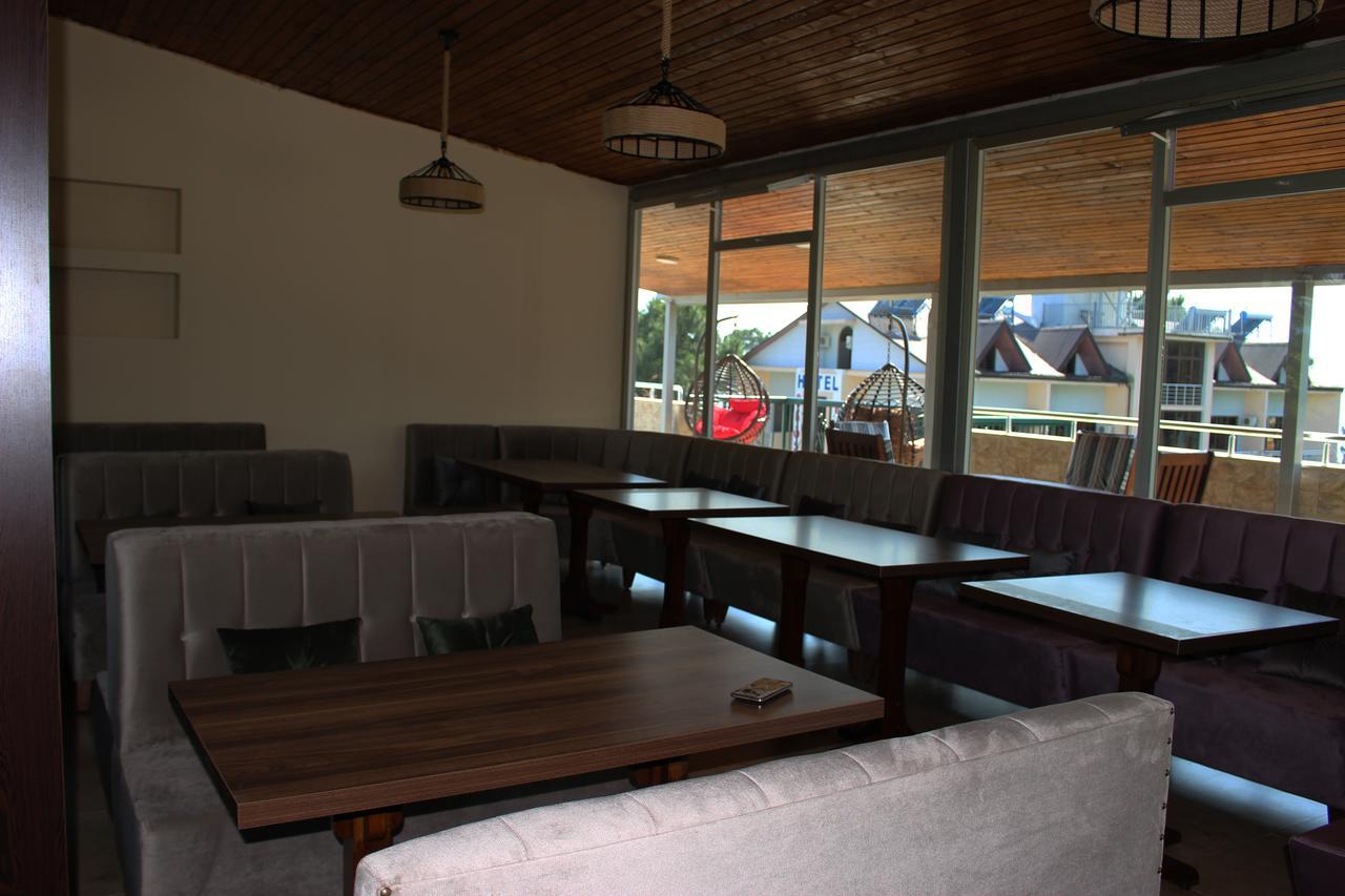 Golden Fleece Hotel Ureki Ngoại thất bức ảnh